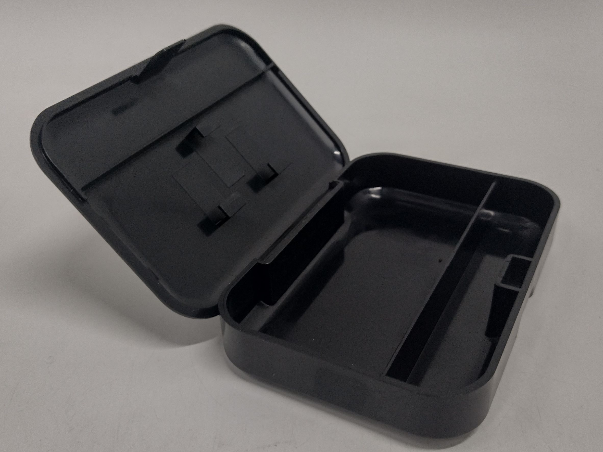 Case Plástico Tabaco Box Preto