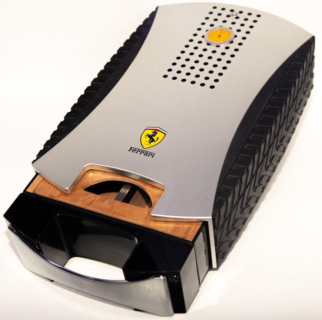 Caixa Umidora Ferrari