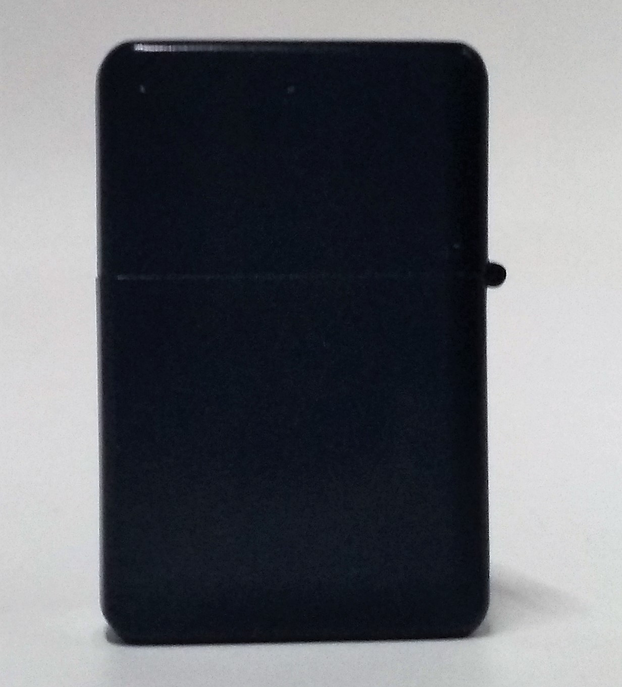 Tipo Zippo Preto 42