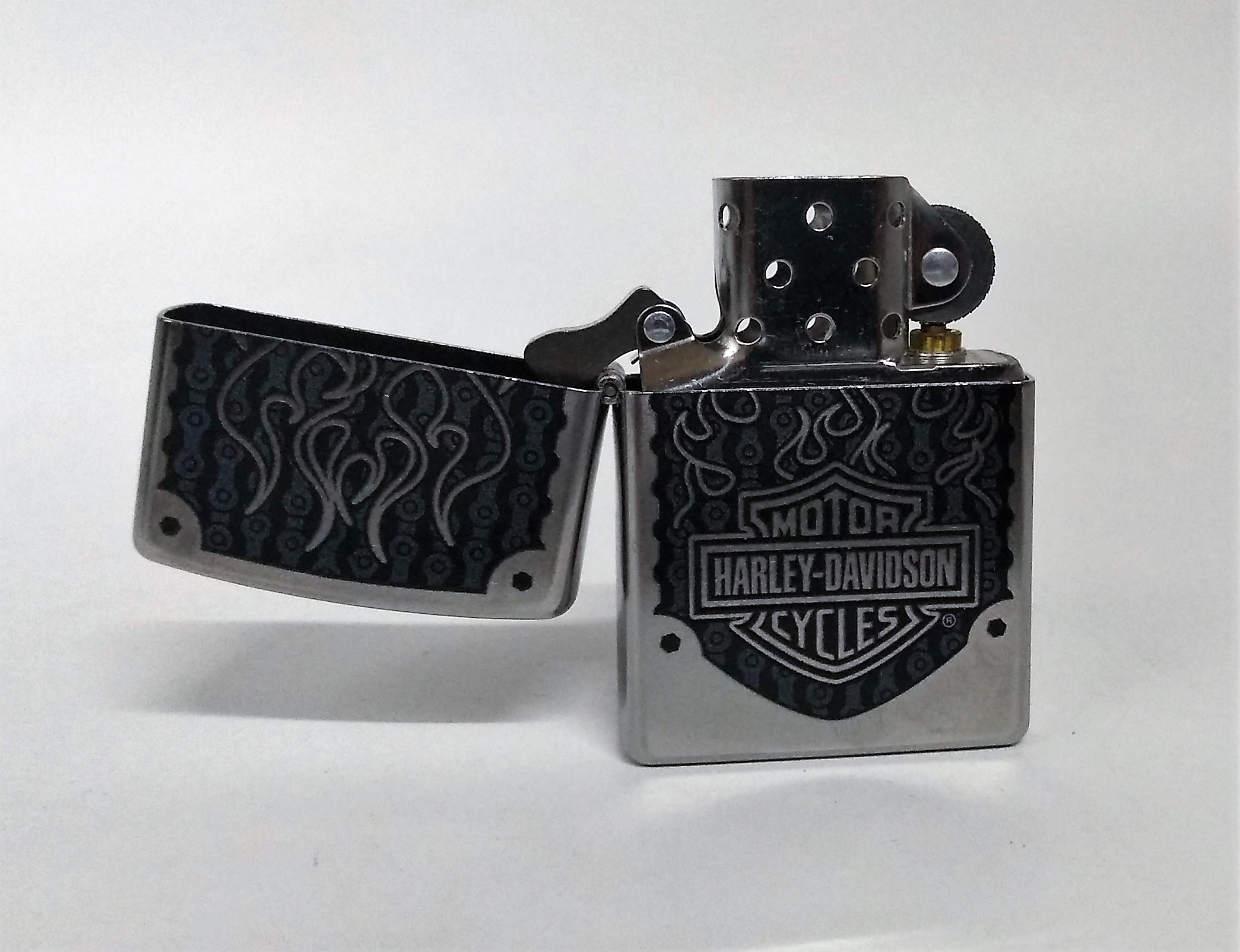 ZIPPO 29157