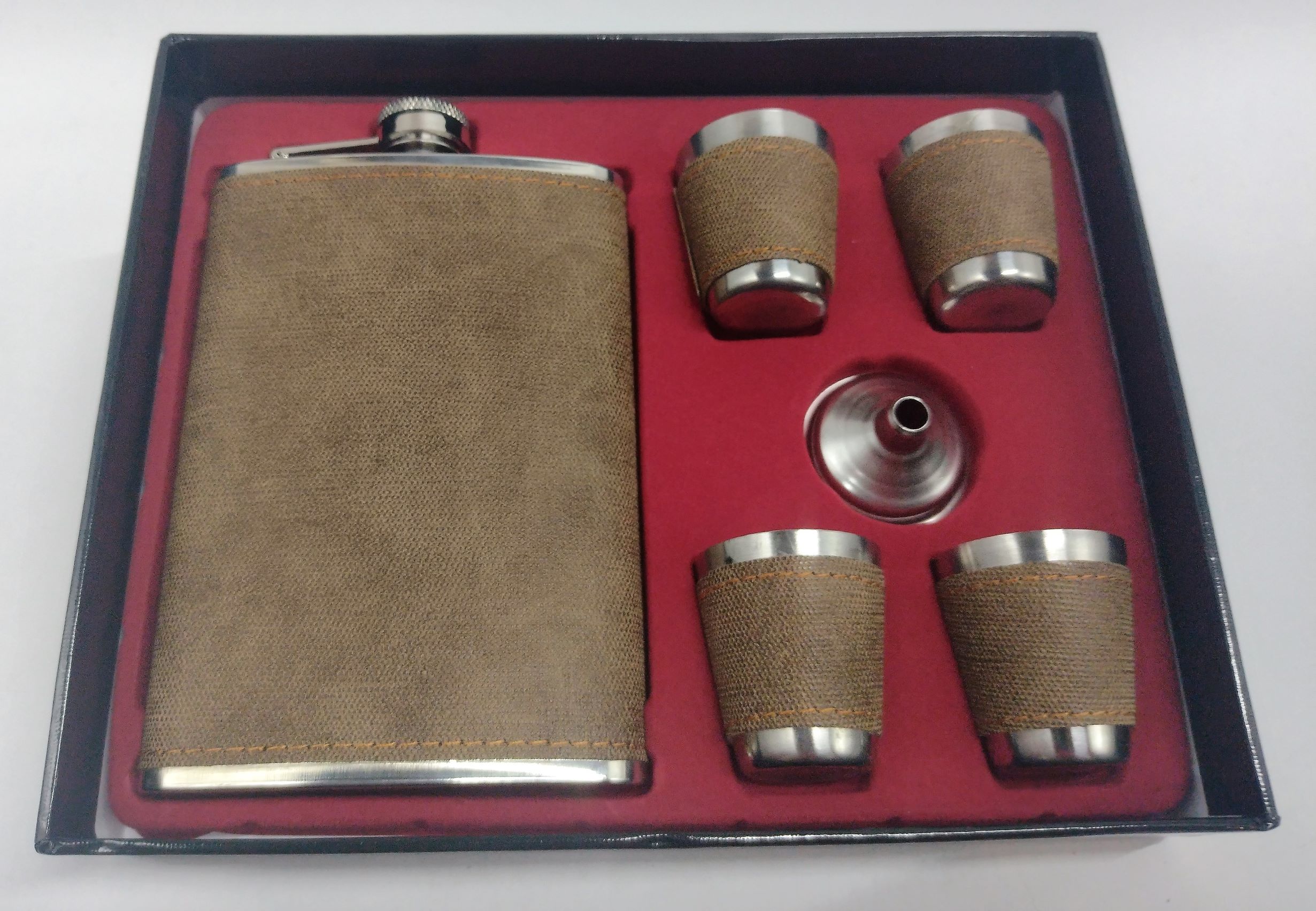 kit frasco de bebida Marrom